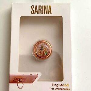 Sarina ring stand New